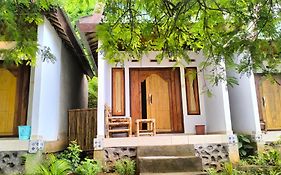 Diki Bungalows