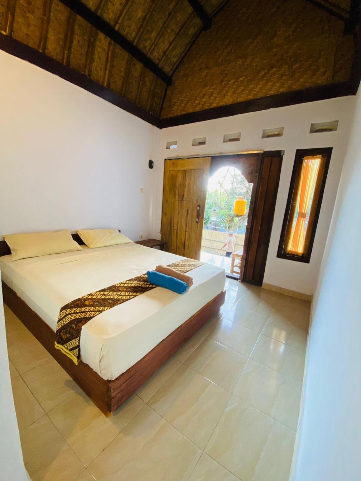 Diki Bungalows Kuta  Exterior foto