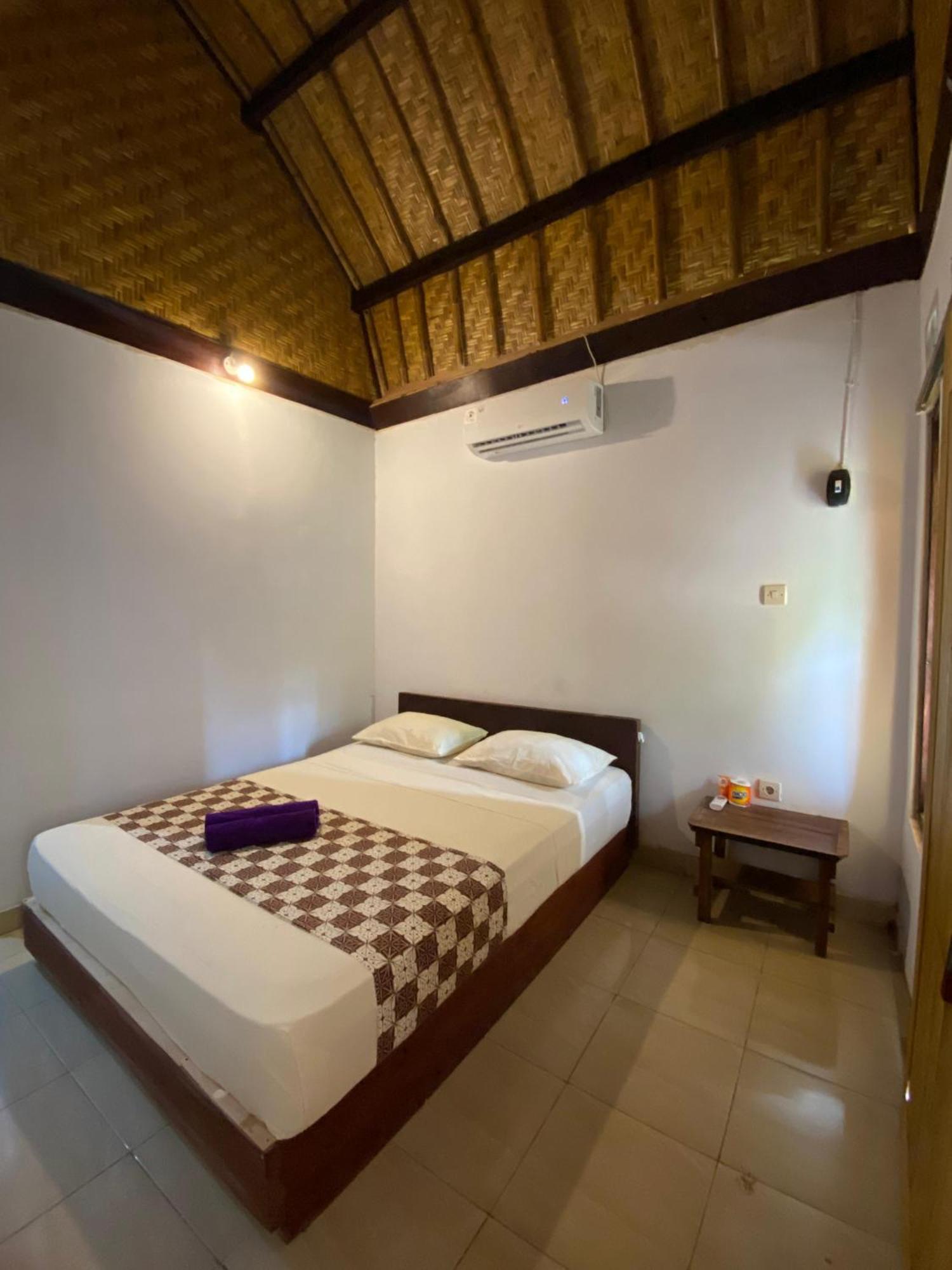 Diki Bungalows Kuta  Exterior foto